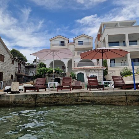 Franovic Apartments Tivat Eksteriør billede