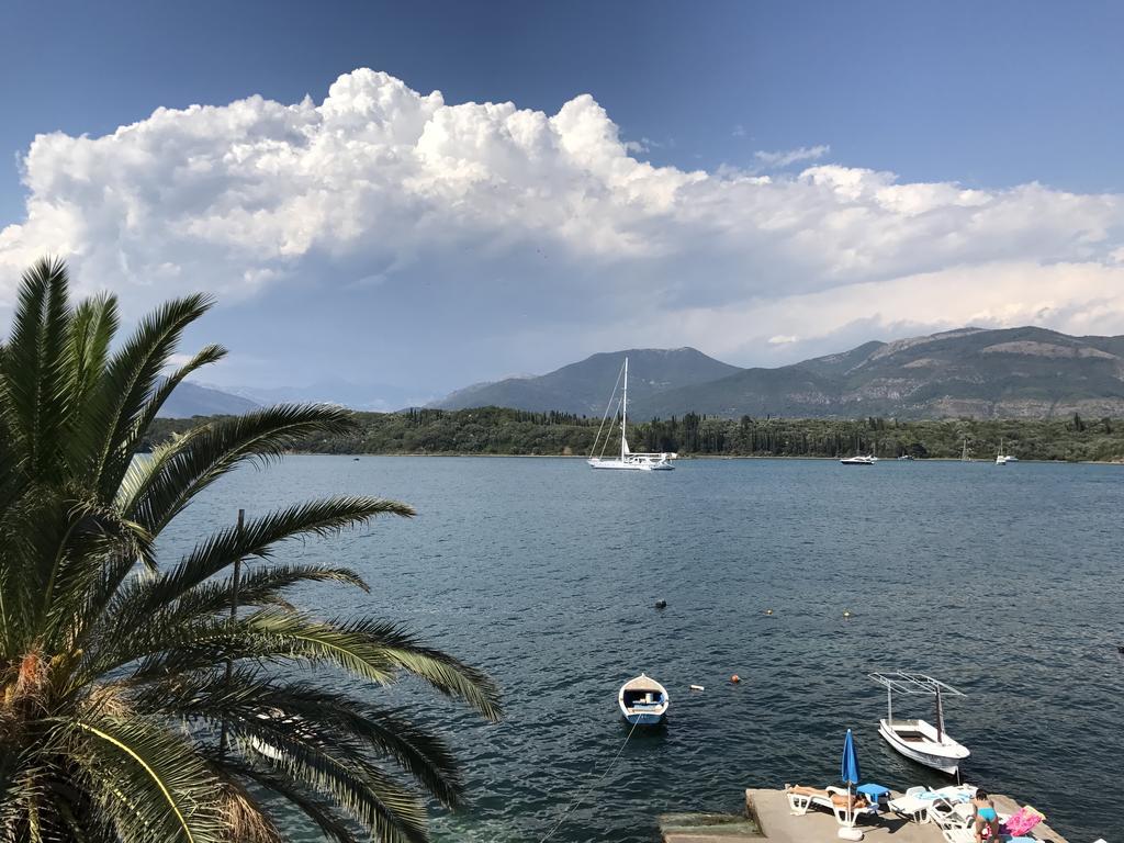 Franovic Apartments Tivat Eksteriør billede