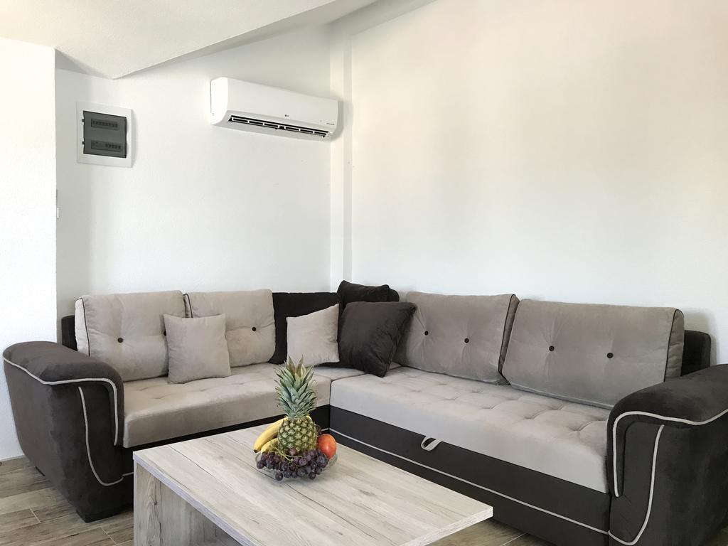 Franovic Apartments Tivat Eksteriør billede