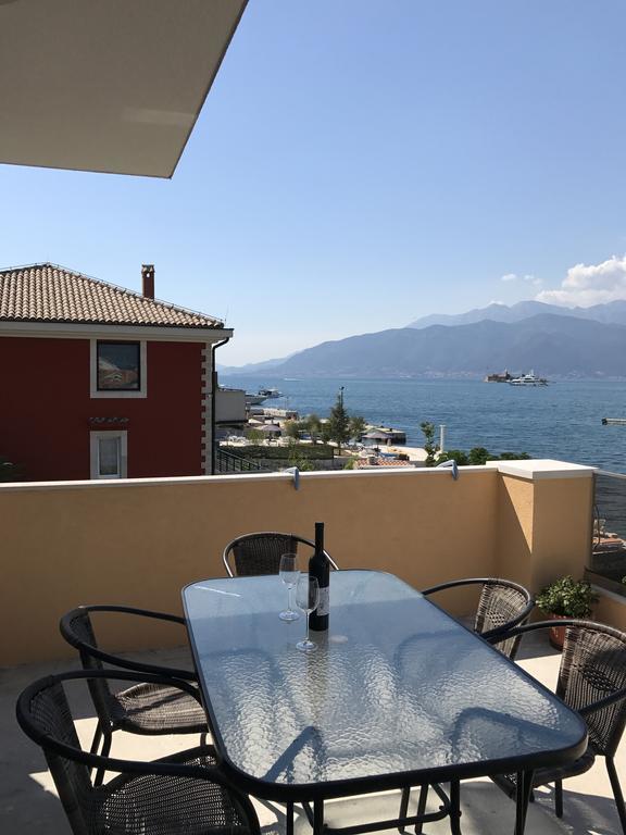 Franovic Apartments Tivat Eksteriør billede